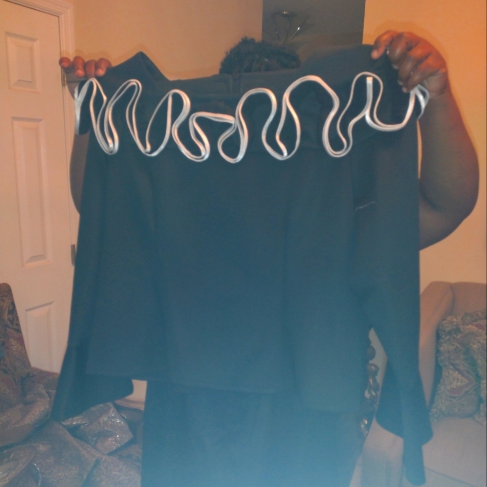 Dress suite